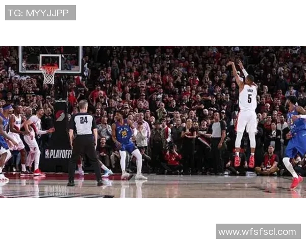 火箭与雷霆季后赛对决回顾：激情碰撞与战术较量的精彩瞬间